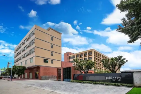 恭喜東莞市向南**化妝用具有限公司通過sedex4P/BSCI/GMPC&22716年審/C-TPAT/ISO14001年審